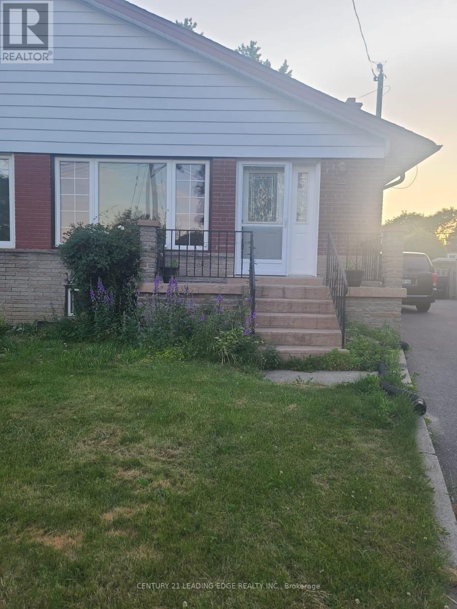 Main Floor - 108 Rochman Boulevard, Toronto, Ontario  M1H 1S2 - Photo 3 - E13540262