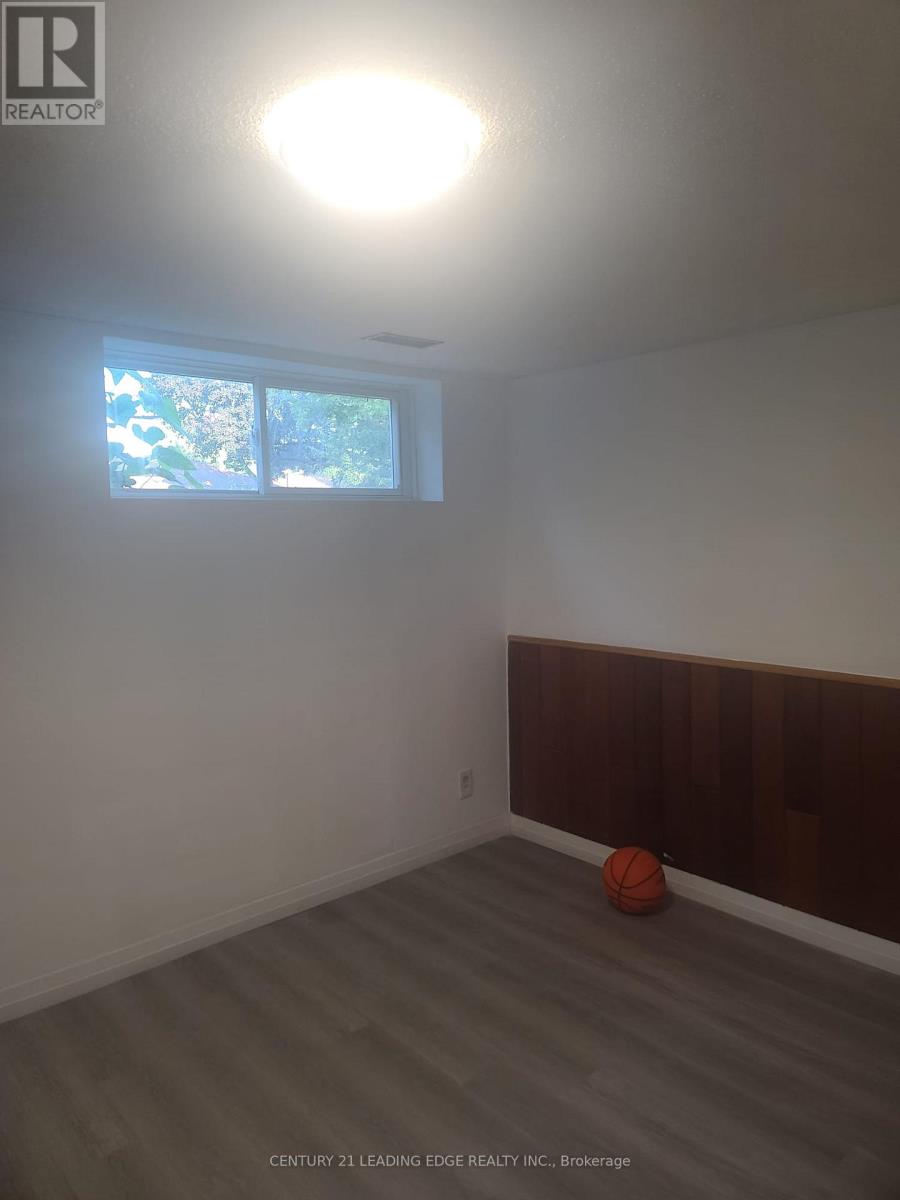 Bsmt - 108 Rochman Boulevard, Toronto, Ontario M1H 1S2 - Photo 13 - E13540264