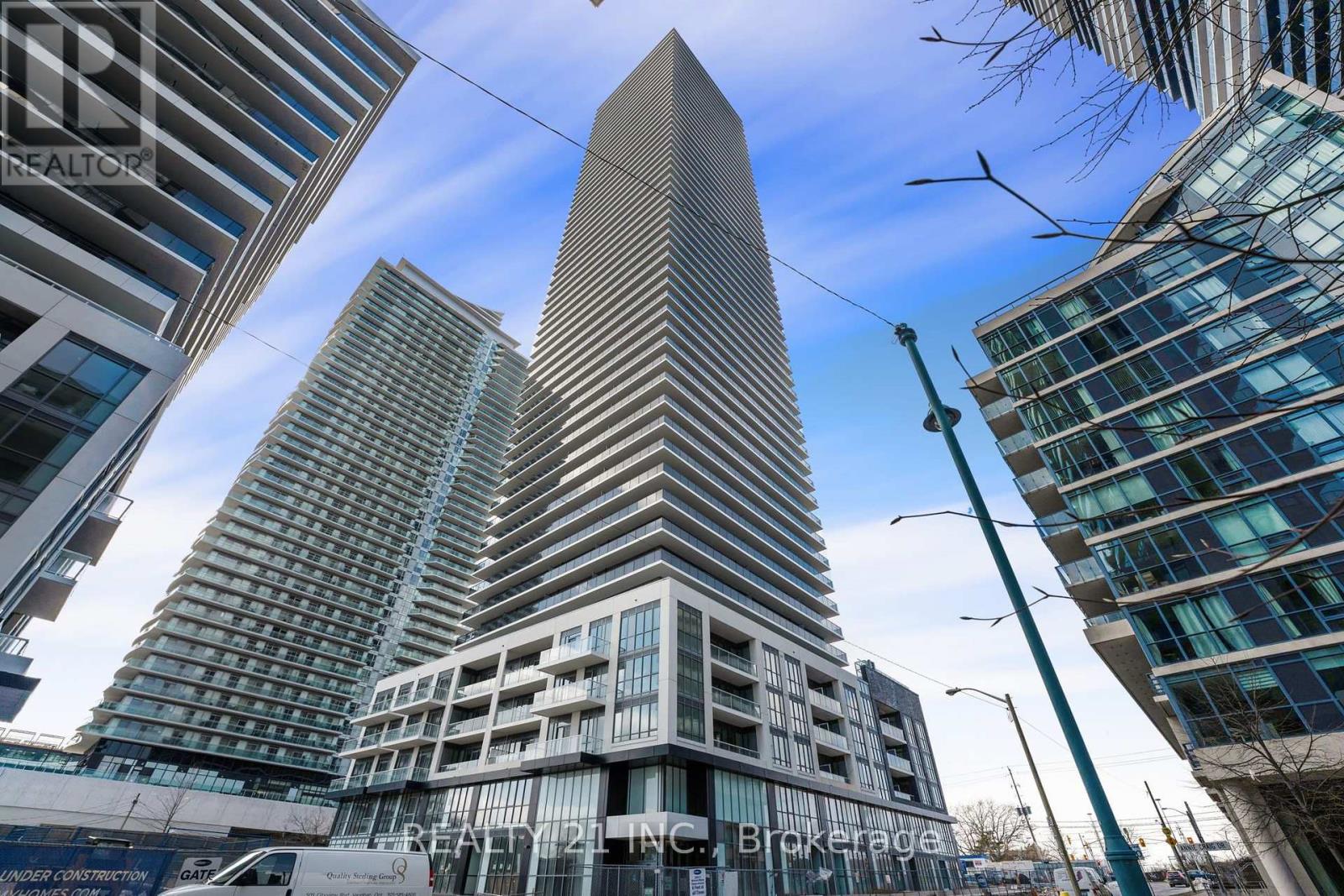 1505 - 70 ANNIE CRAIG DRIVE, Toronto, Ontario