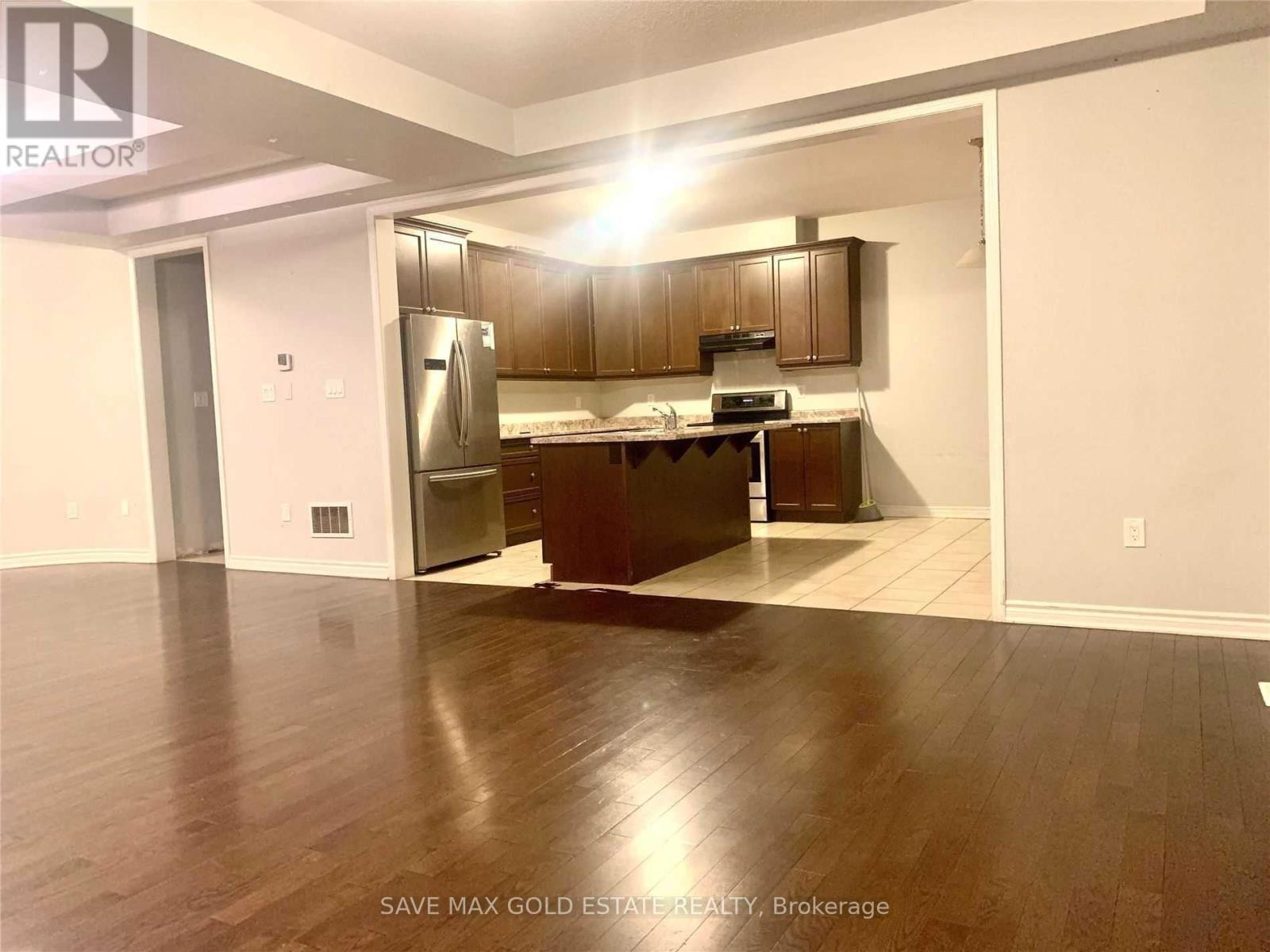 Upper - 9 Troyer Street, Brampton, Ontario  L7A 4T4 - Photo 10 - W13540252