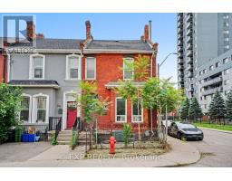 52 CATHCART STREET, Hamilton, Ontario
