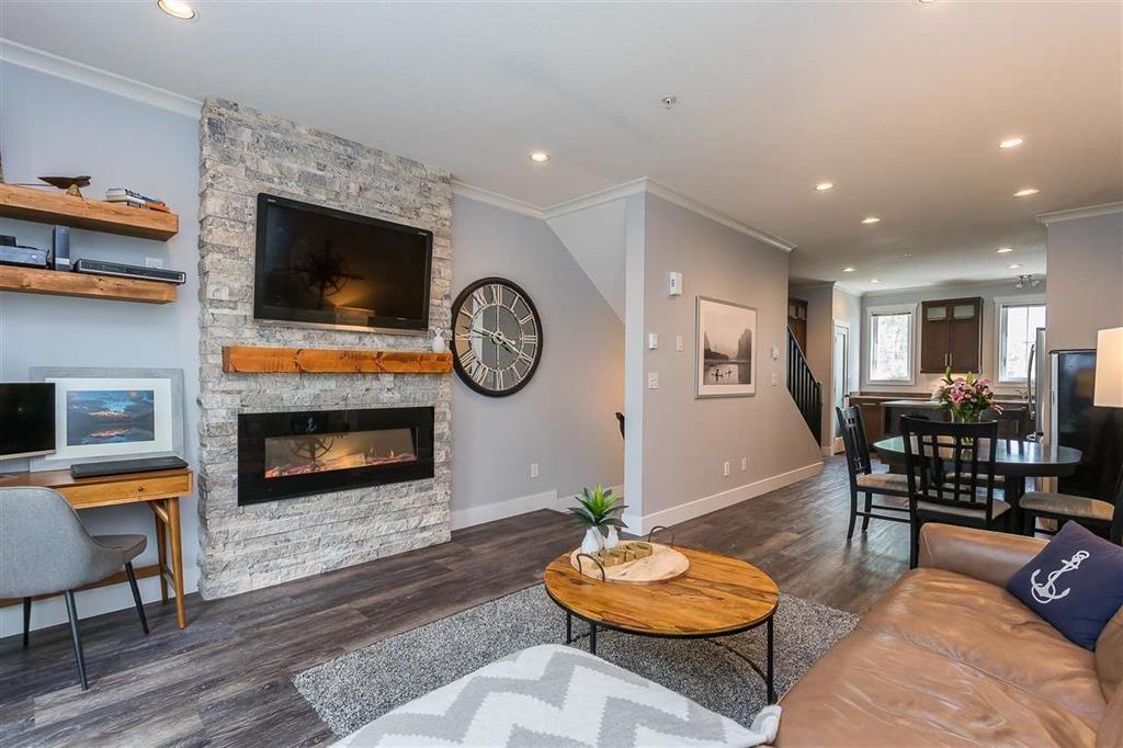 18 5805 Sappers Way, Garrison Crossing, Chilliwack, British Columbia  V2R 0L7 - Photo 2 - R3144162