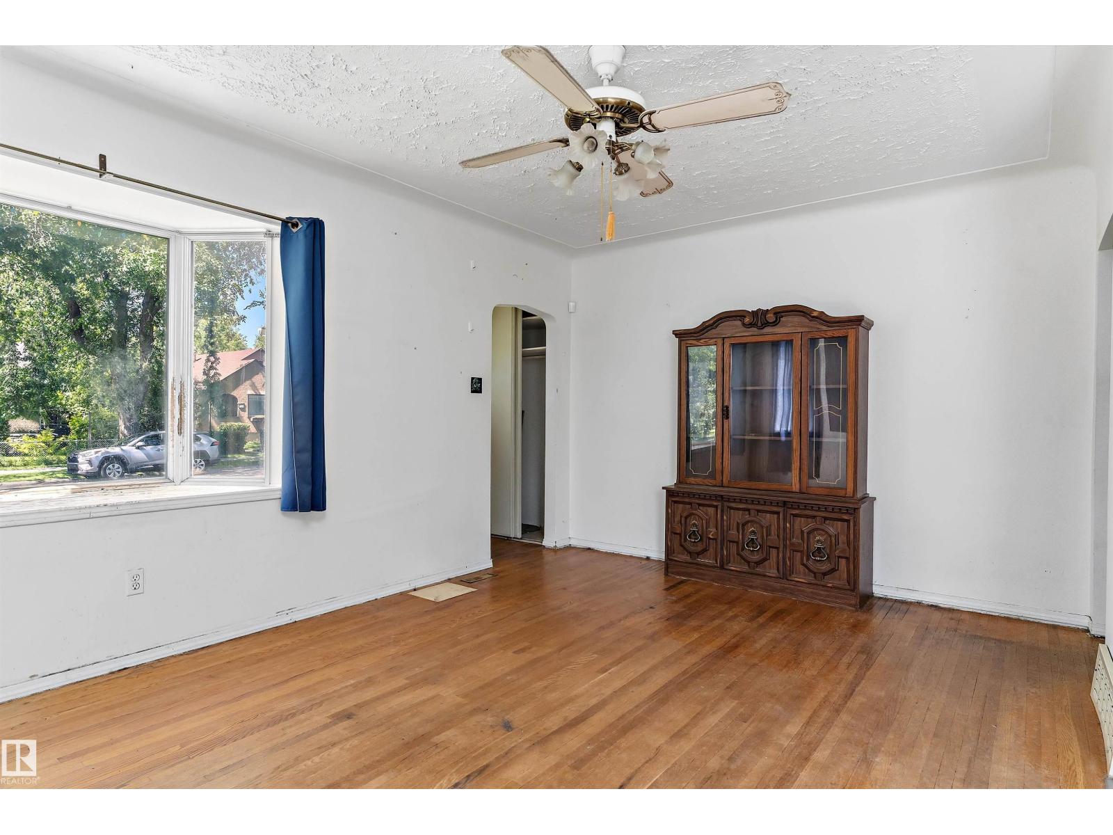 11619 123 St NW, Edmonton, Alberta  T5M 0G7 - Photo 4 - E4497705