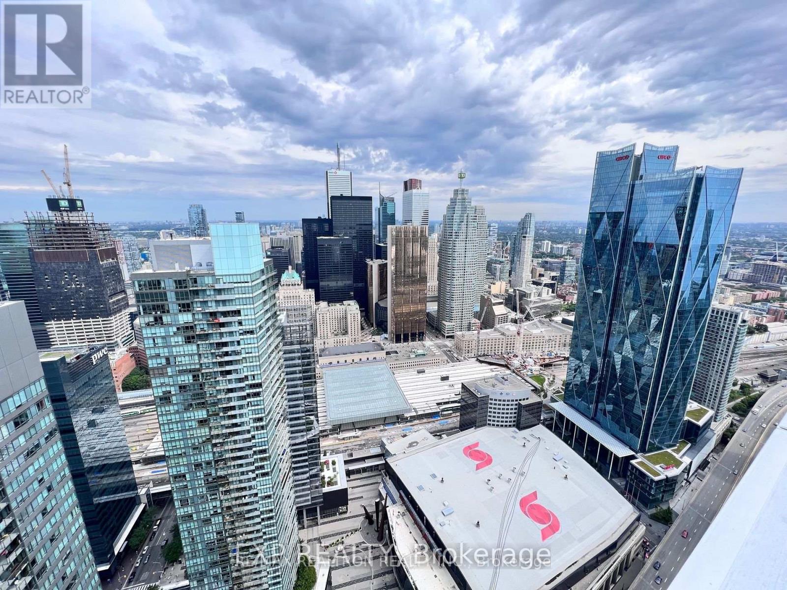 6302 - 100 Harbour Street, Toronto, Ontario  M5J 0B5 - Photo 2 - C13475060