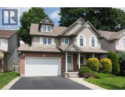 7 IVY LANE Court, Kitchener, Ontario