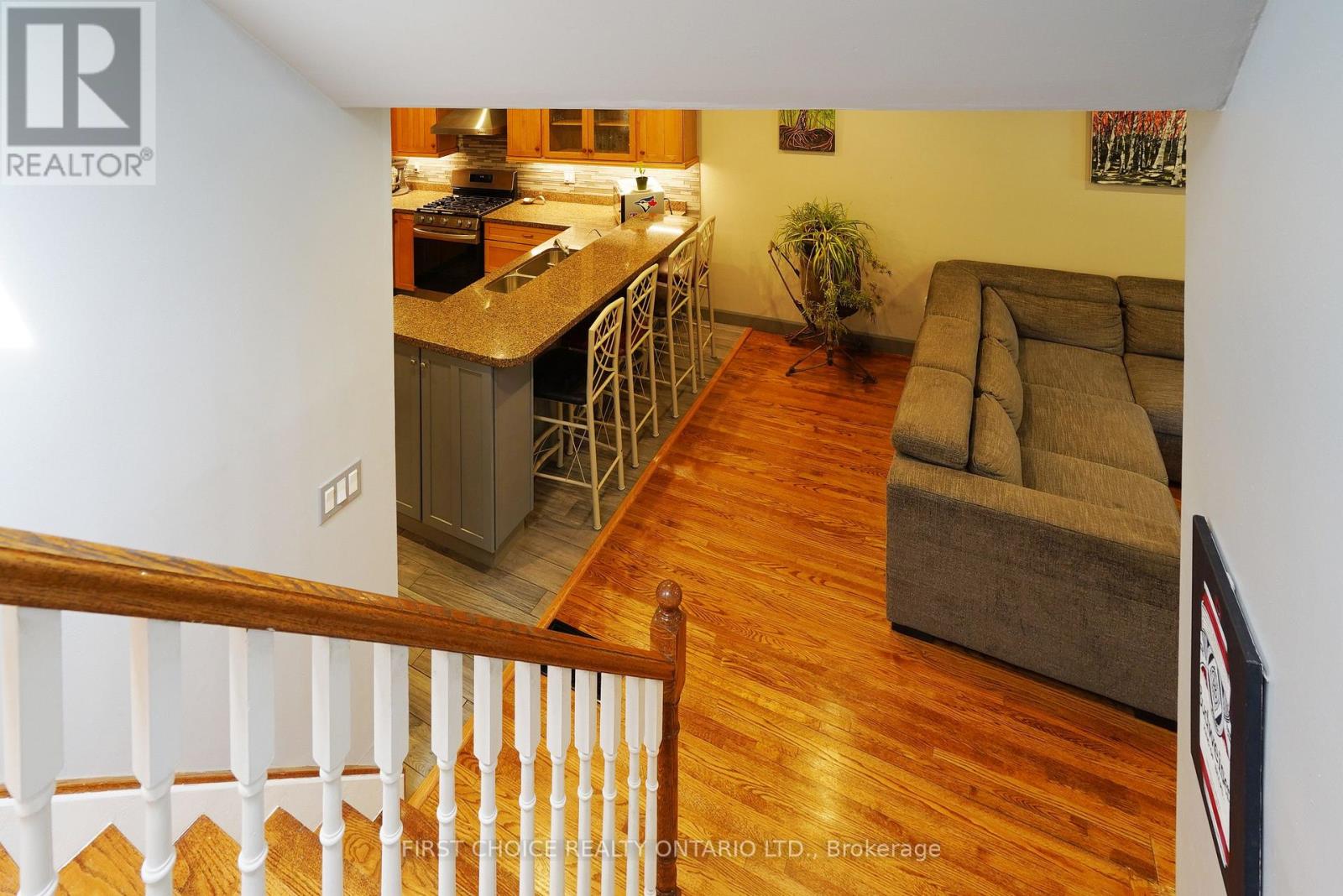 74 The Boulevard Avenue, New Tecumseth, Ontario  L0G 1W0 - Photo 11 - N13482032