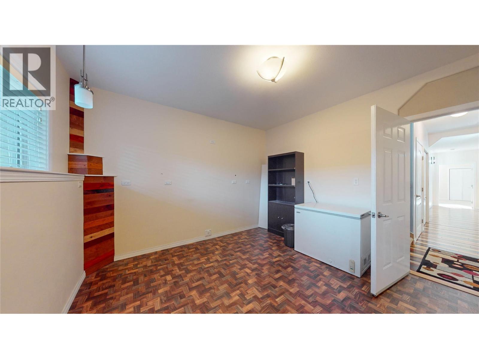 2324 1st Street S, Cranbrook, British Columbia  V1C 4N8 - Photo 28 - 10393955