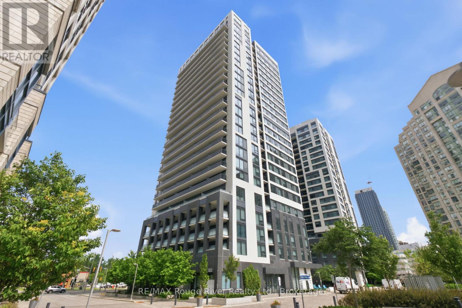 1005 - 30 SAMUEL WOOD WAY, Toronto, Ontario