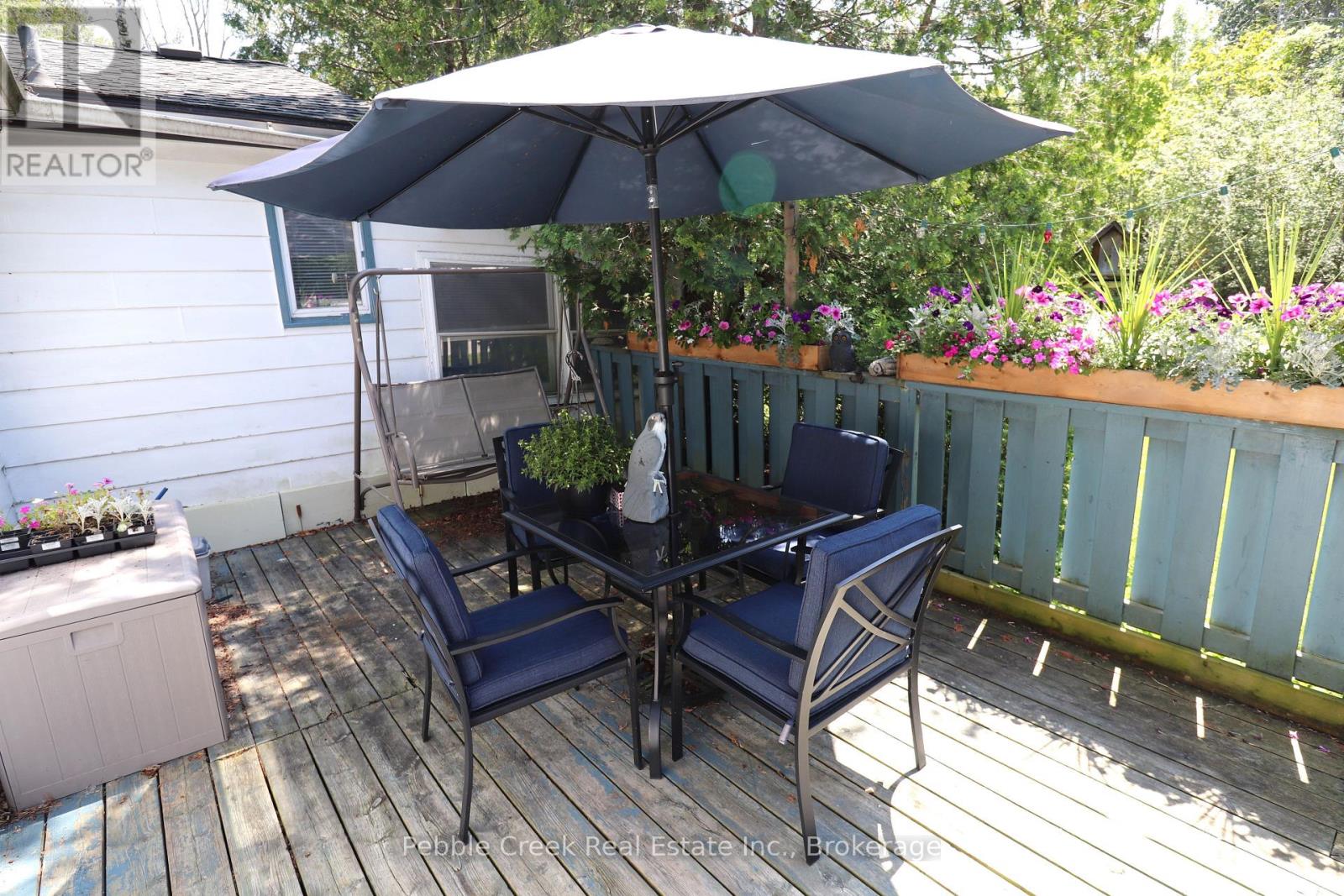 1 Maitland Avenue, Central Huron, Ontario  N7A 3X8 - Photo 2 - X13540350