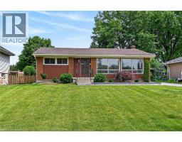 21 BRIER Crescent, Brantford, Ontario