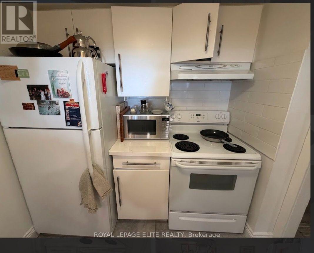 820 - 711 Bay Street, Toronto, Ontario  M5G 2J8 - Photo 9 - C13540312