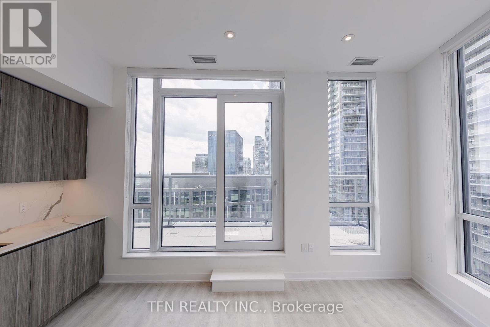2116 - 15 Richardson Street, Toronto, Ontario  M5A 0Y5 - Photo 2 - C13540404
