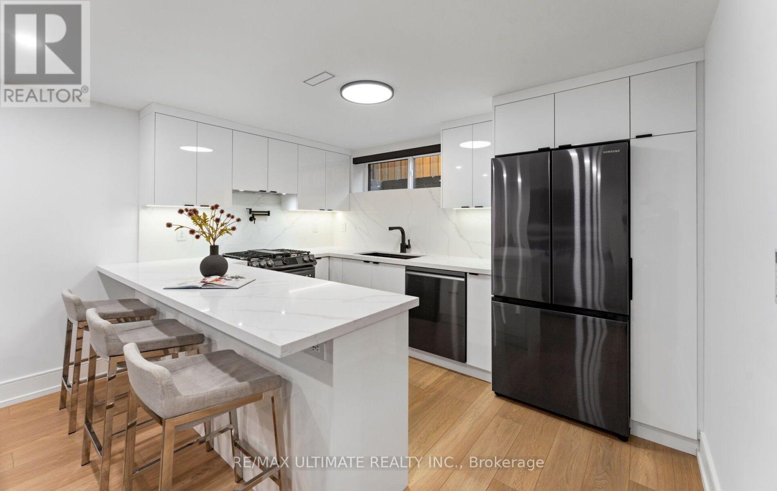 46 Wicklow Drive, Toronto, Ontario  M1T 1R5 - Photo 35 - E13540320