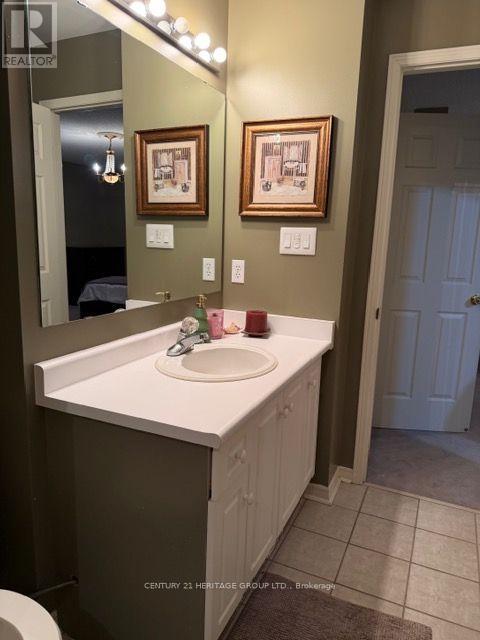3 Primrose Path Crescent, Markham, Ontario  L3S 4B1 - Photo 10 - N13540458