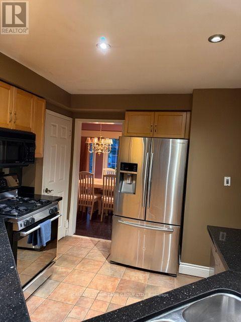 3 Primrose Path Crescent, Markham, Ontario  L3S 4B1 - Photo 4 - N13540458