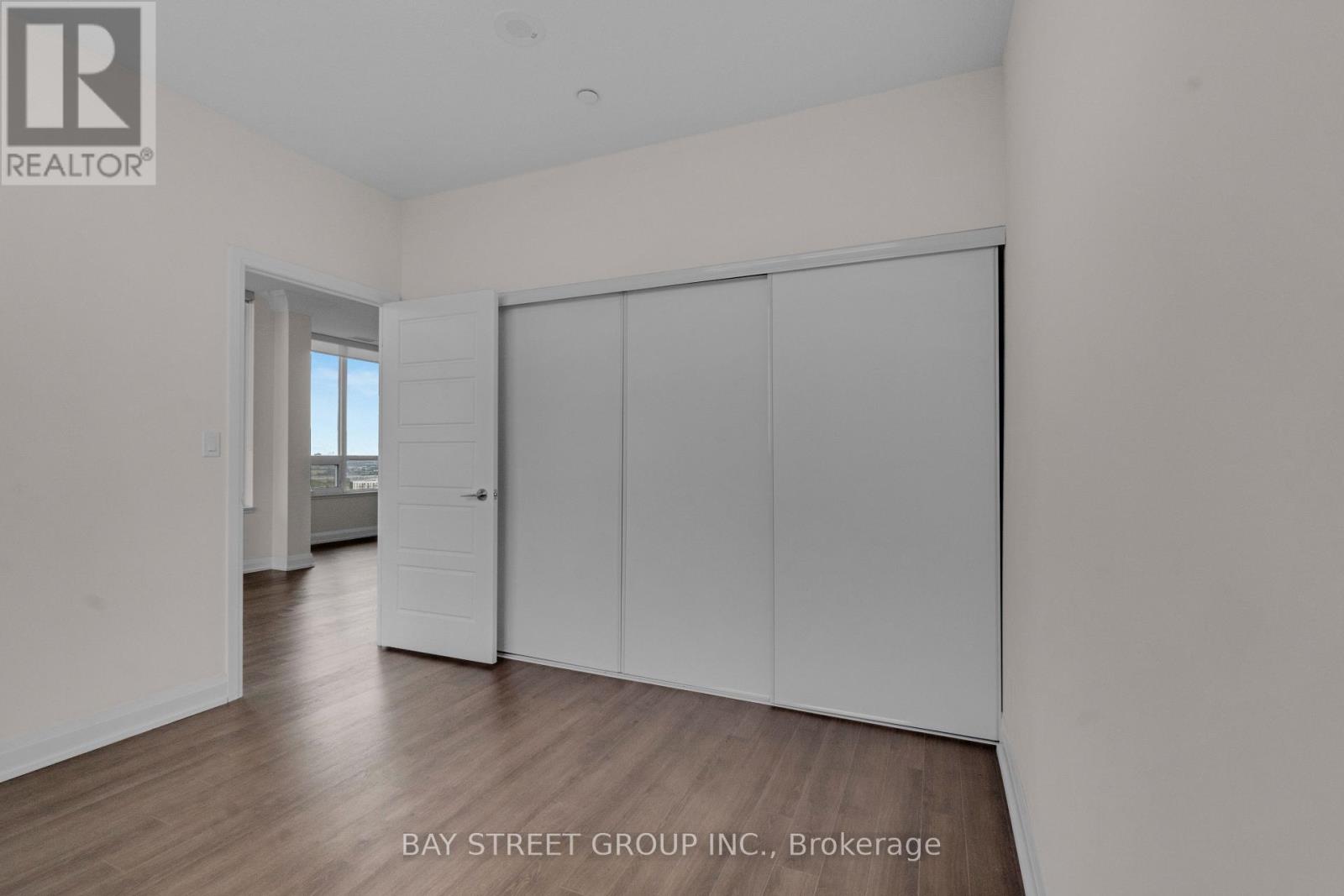 Ph 03 - 15 Water Walk Drive, Markham, Ontario  L6G 0G2 - Photo 34 - N13424878