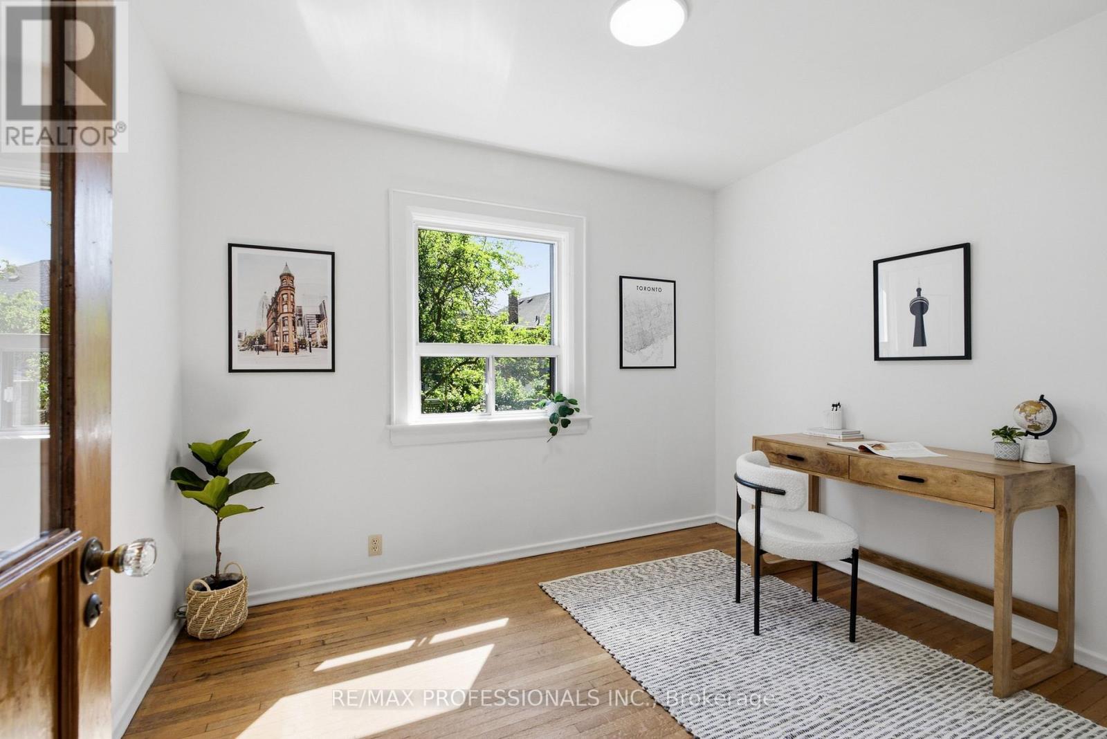 45 Glendonwynne Road, Toronto, Ontario  M6P 3E5 - Photo 21 - W13540276