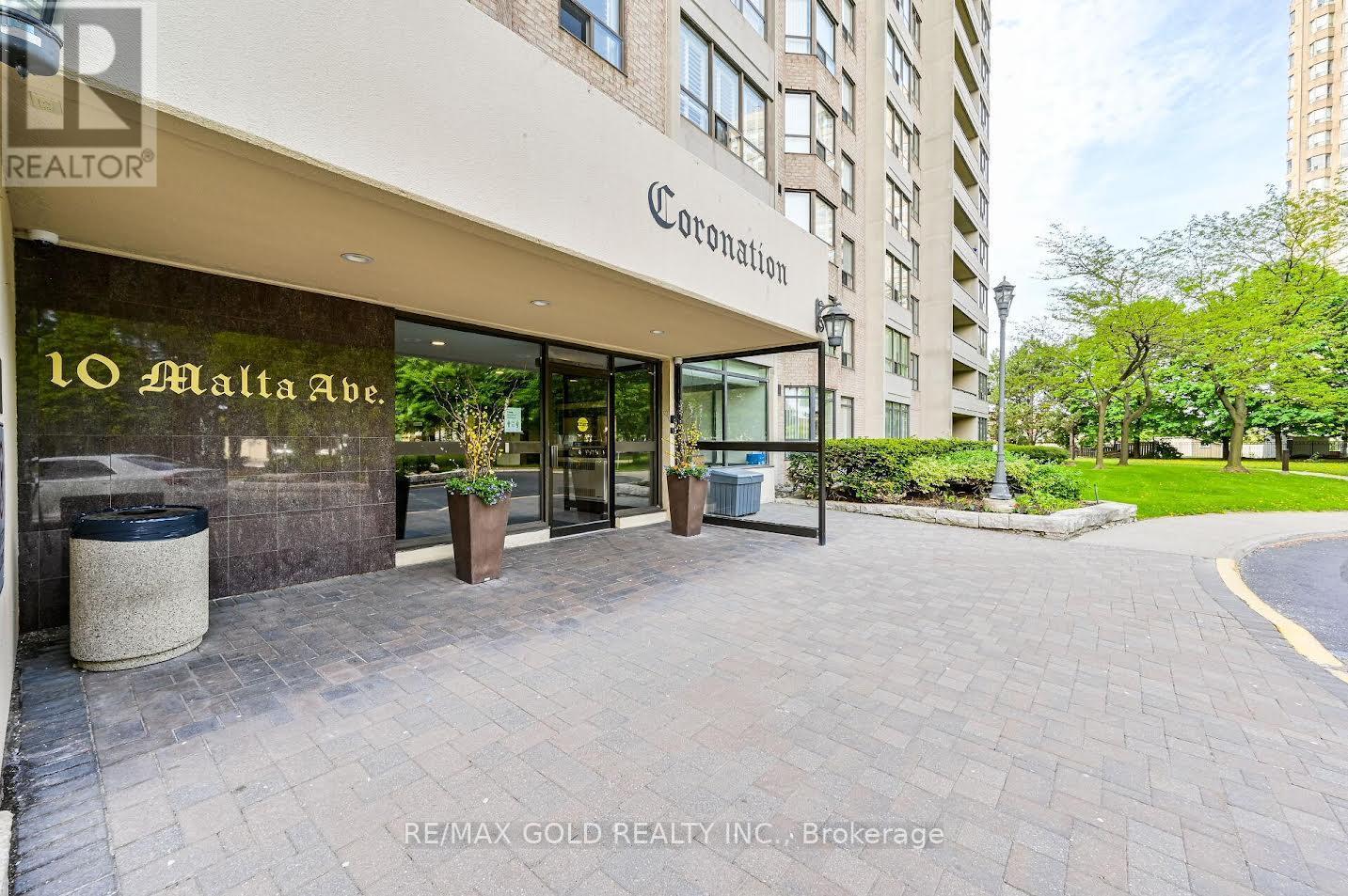 1009 - 10 Malta Avenue, Brampton, Ontario L6Y 4G6 - Photo 3 - W13540396