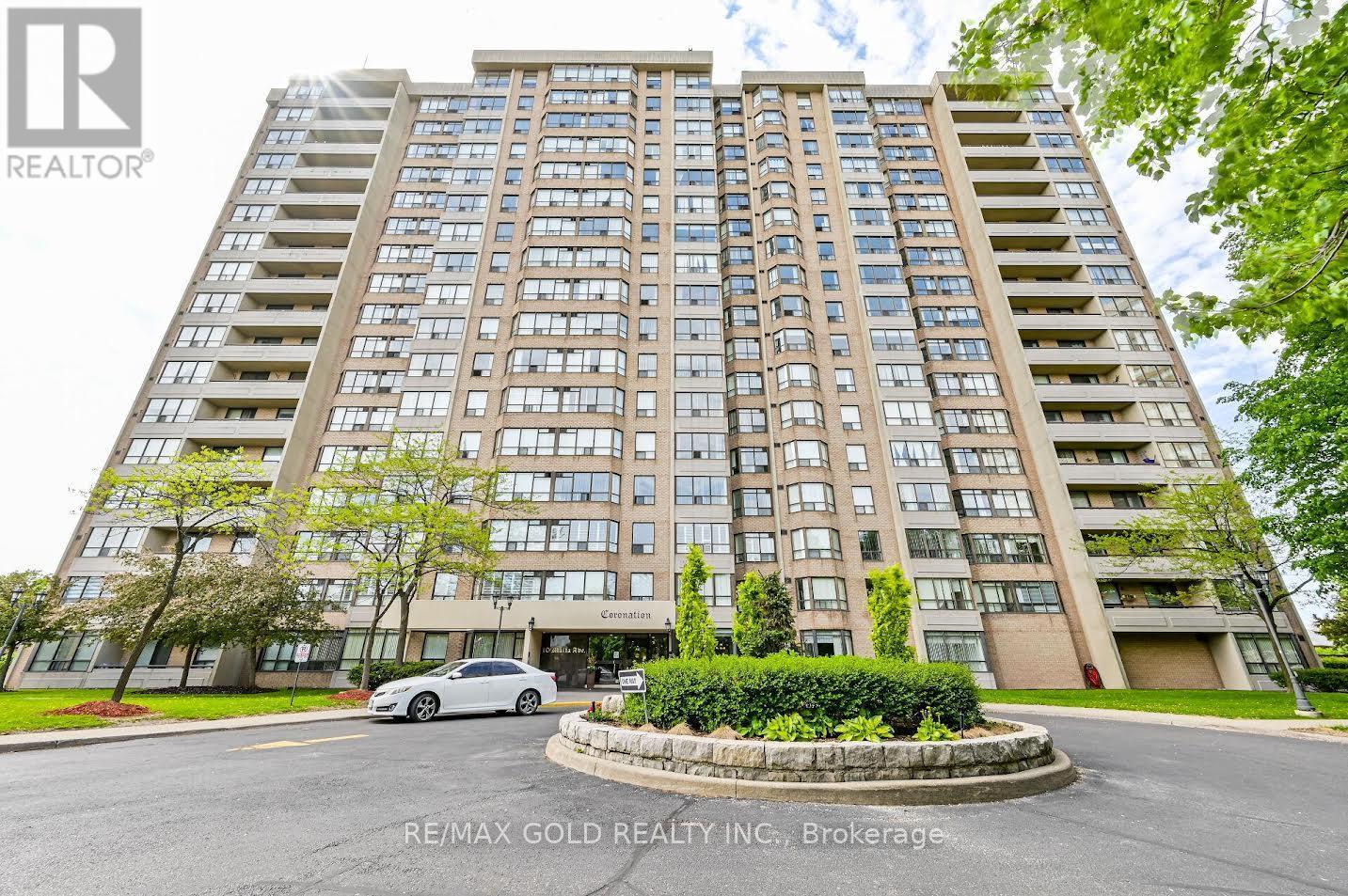 1009 - 10 Malta Avenue, Brampton, Ontario L6Y 4G6 - Photo 4 - W13540396