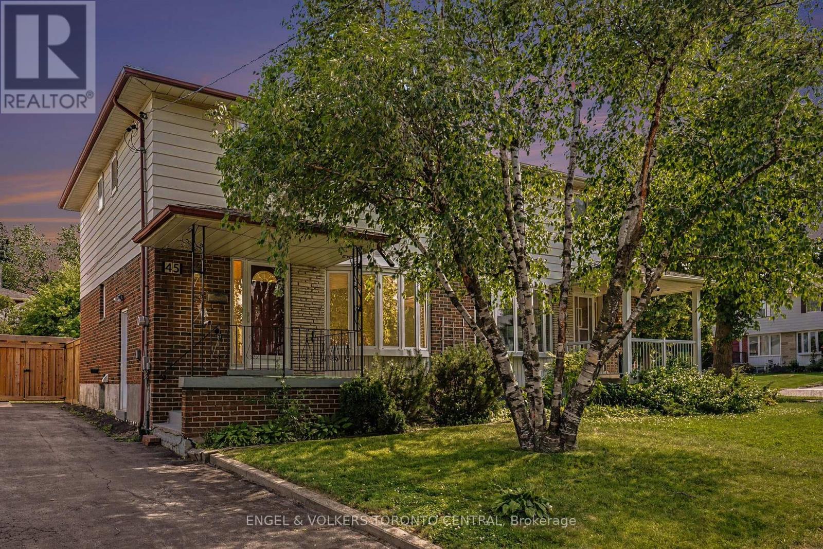 45 EDILOU DRIVE, Toronto (Alderwood)