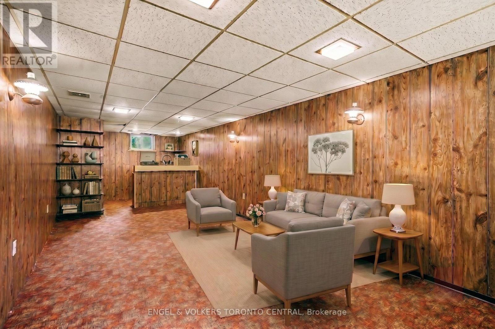 45 Edilou Drive, Toronto, Ontario  M8W 4B4 - Photo 25 - W13540440