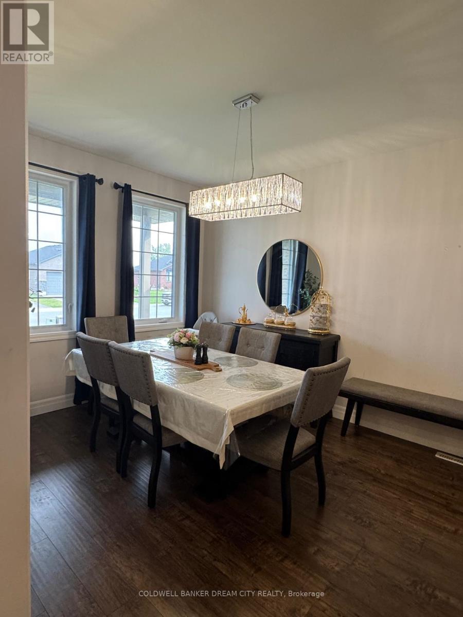 93 Northumberland Boulevard, Quinte West, Ontario  K8V 0K9 - Photo 5 - X13540332