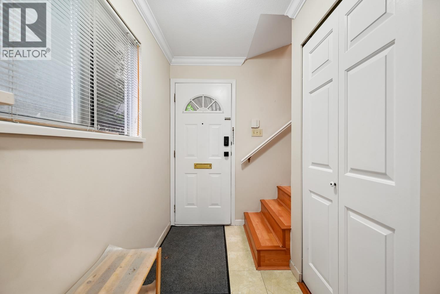 819 W 70th Avenue, Vancouver, British Columbia  V6P 2X5 - Photo 12 - R3144223