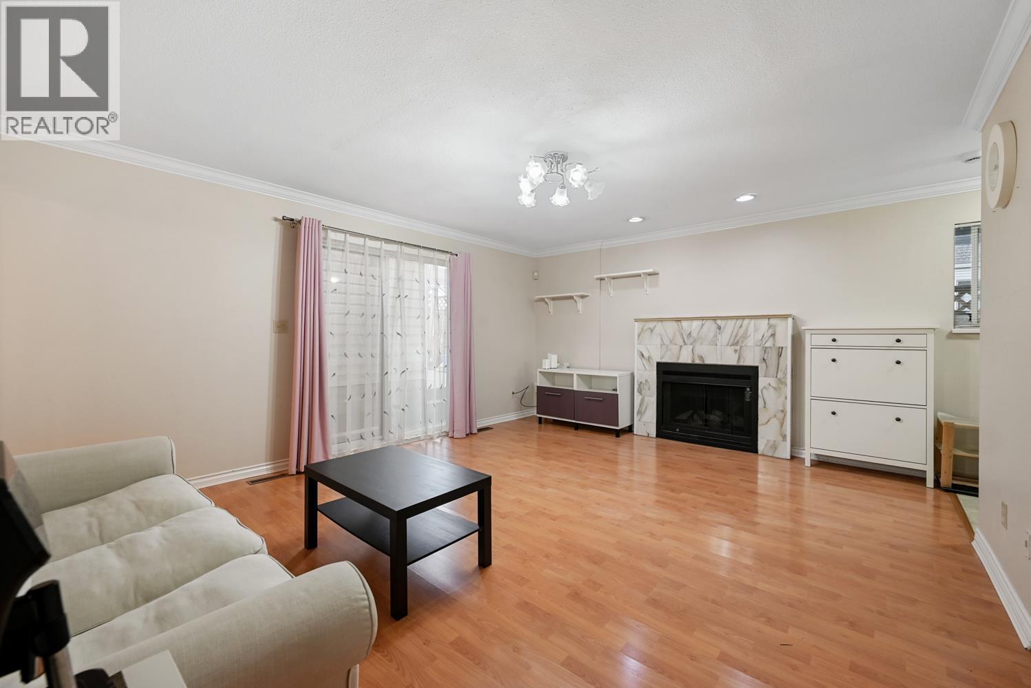 819 W 70th Avenue, Vancouver, British Columbia  V6P 2X5 - Photo 4 - R3144223