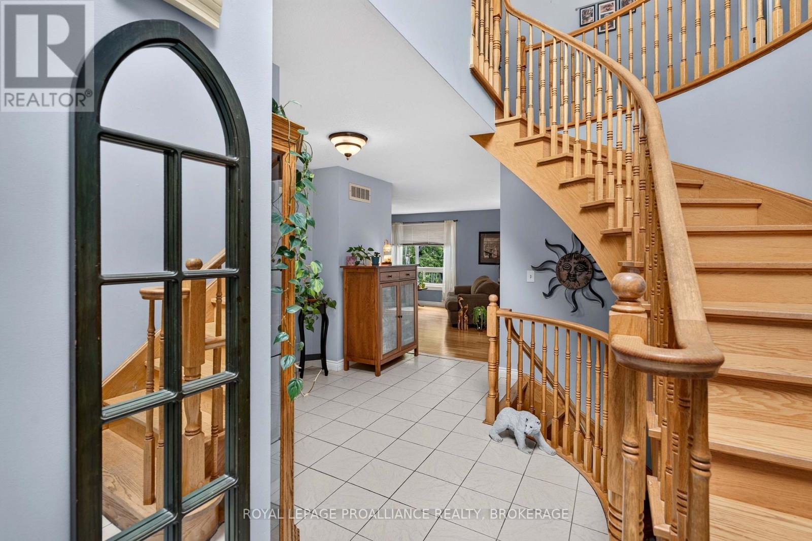605 Fernmoor Drive, Kingston, Ontario  K7M 8K5 - Photo 3 - X13236250