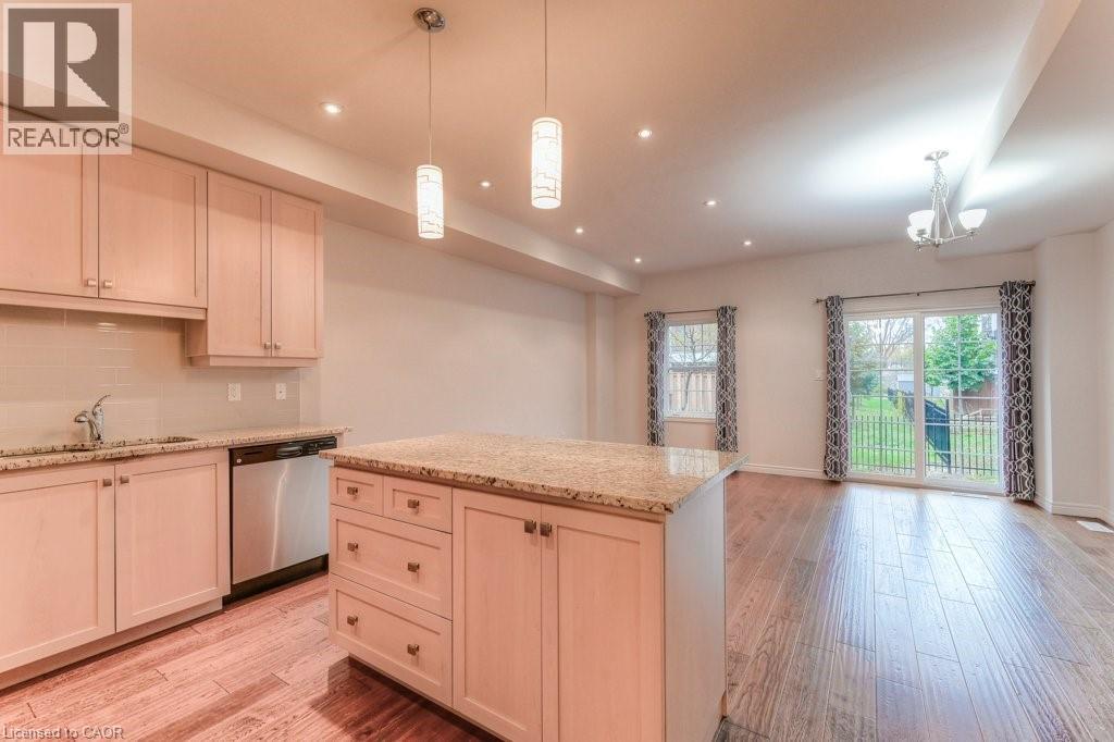 73 Robert Peel Road, Kitchener, Ontario  N2H 0B6 - Photo 11 - 40844801