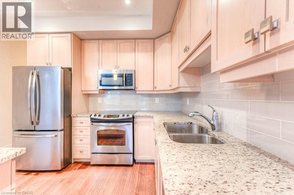 73 Robert Peel Road, Kitchener, Ontario  N2H 0B6 - Photo 13 - 40844801