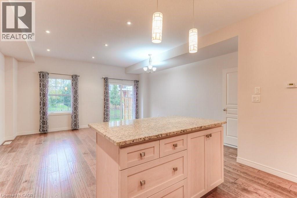 73 Robert Peel Road, Kitchener, Ontario  N2H 0B6 - Photo 14 - 40844801