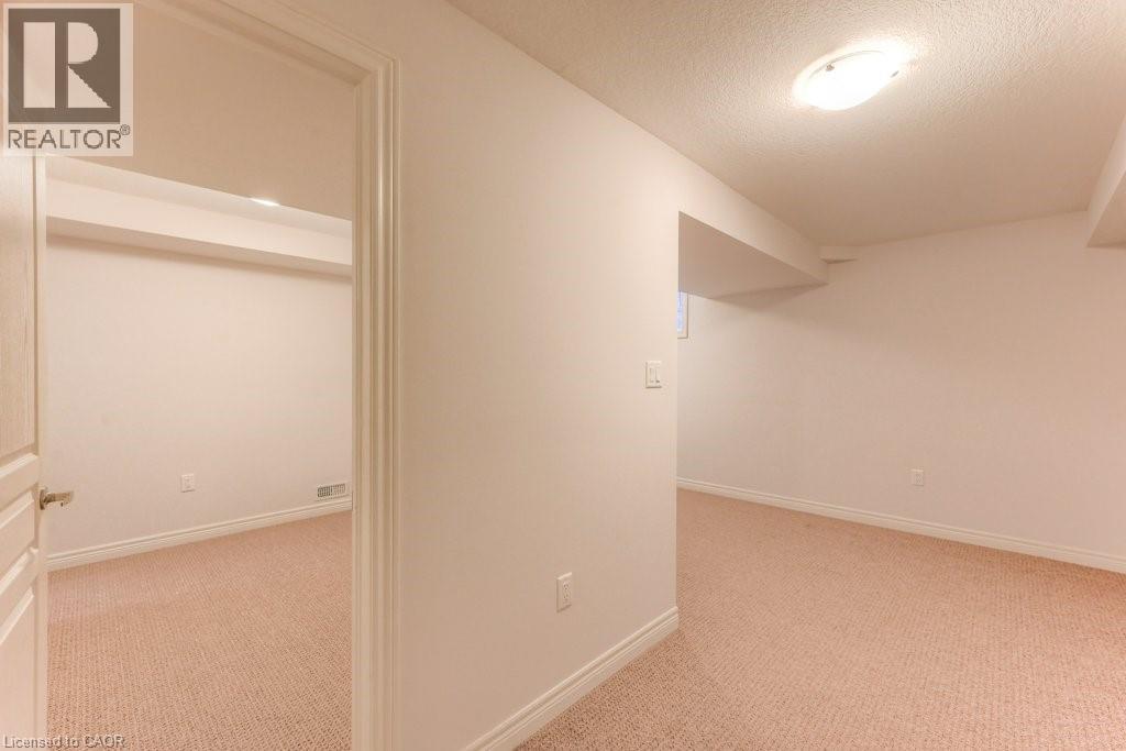73 Robert Peel Road, Kitchener, Ontario  N2H 0B6 - Photo 30 - 40844801