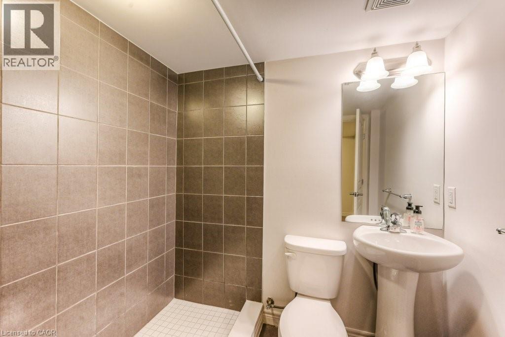 73 Robert Peel Road, Kitchener, Ontario  N2H 0B6 - Photo 33 - 40844801