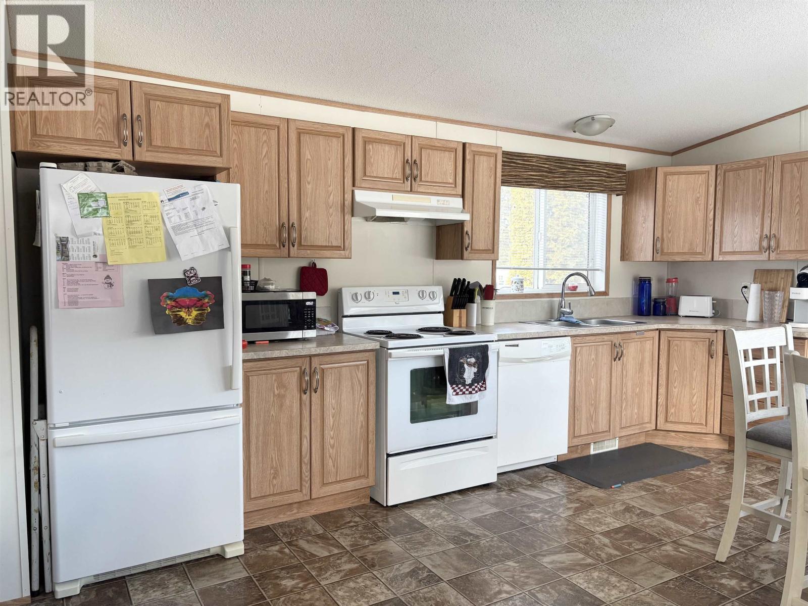3 39142 Cariboo Highway, Hixon, British Columbia  V0K 1A0 - Photo 4 - R3138031