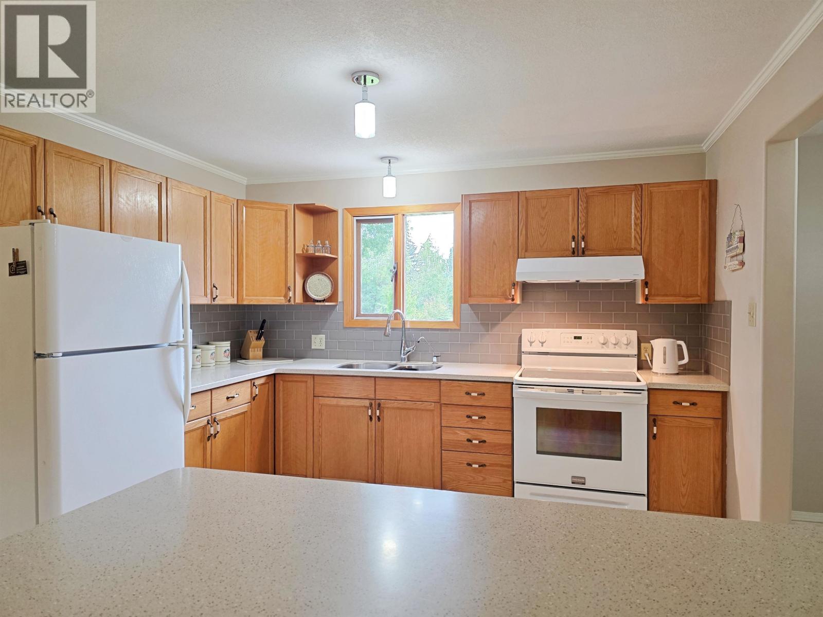 2165 Basalt Avenue, Quesnel, British Columbia  V2J 4N5 - Photo 4 - R3143855