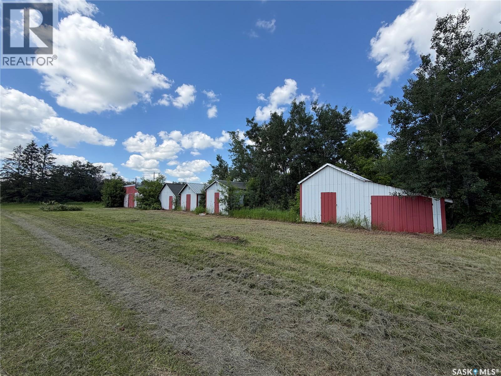 R G Farm, Cana Rm No. 214, Saskatchewan  S3N 2W4 - Photo 5 - SK041970