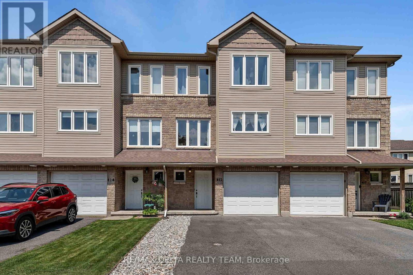 412 VAN BUREN STREET, North Grenville