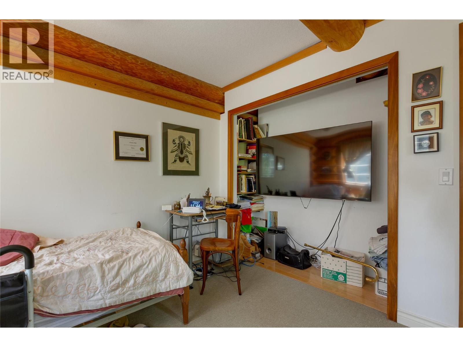 7804 Silver Star Road, Vernon, British Columbia  V1B 3N2 - Photo 30 - 10393698