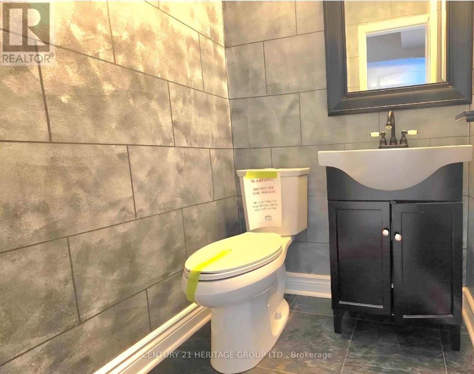 73 Hutton Crescent, Caledon, Ontario  L7C 1A7 - Photo 9 - W13533350