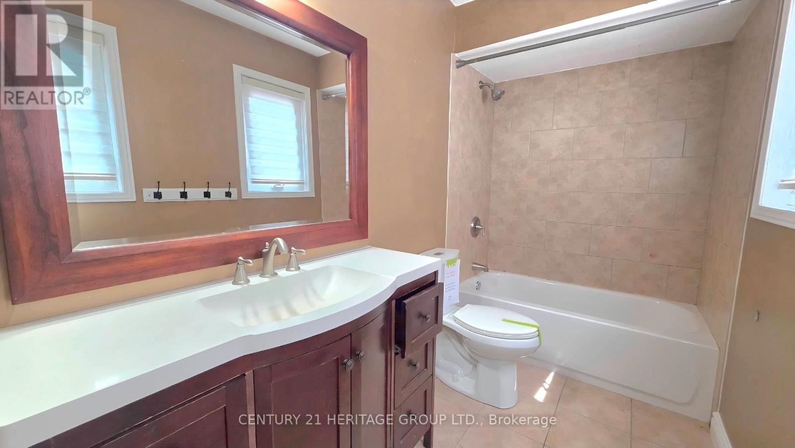 73 Hutton Crescent, Caledon, Ontario  L7C 1A7 - Photo 17 - W13533350