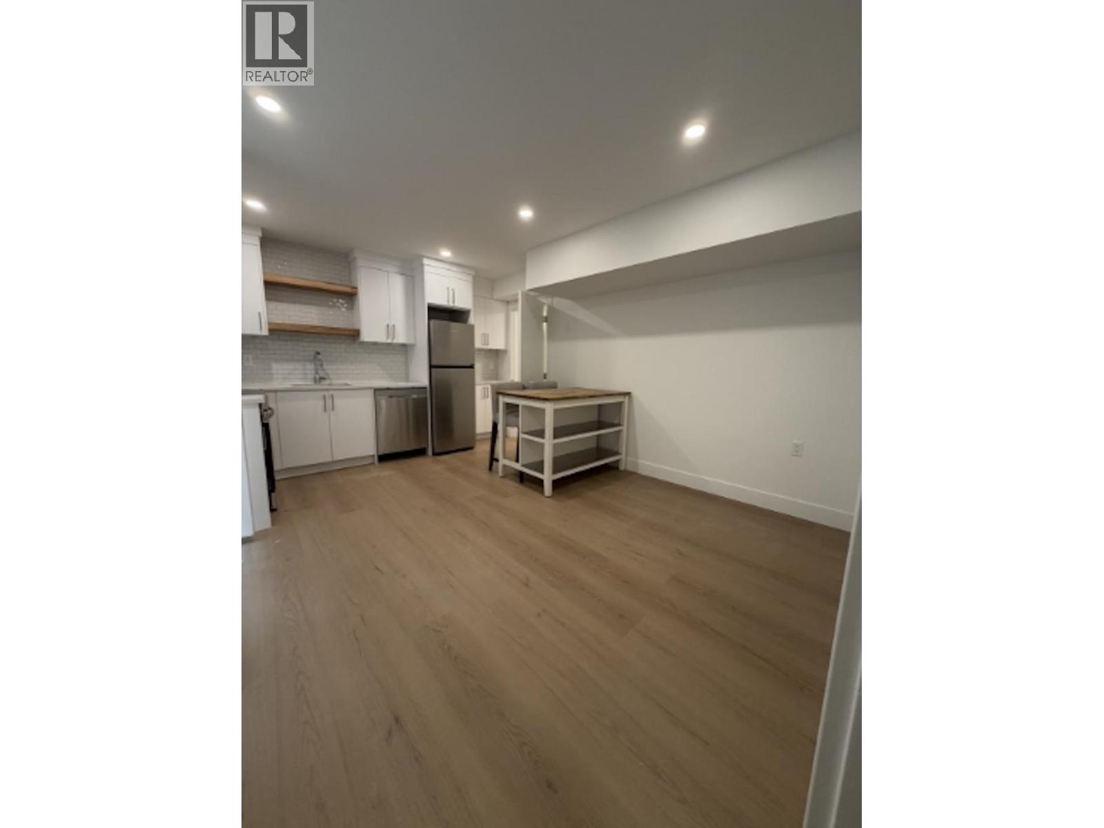 1631 Emerson Court, North Vancouver, British Columbia  V7H 2Y6 - Photo 8 - R3144317