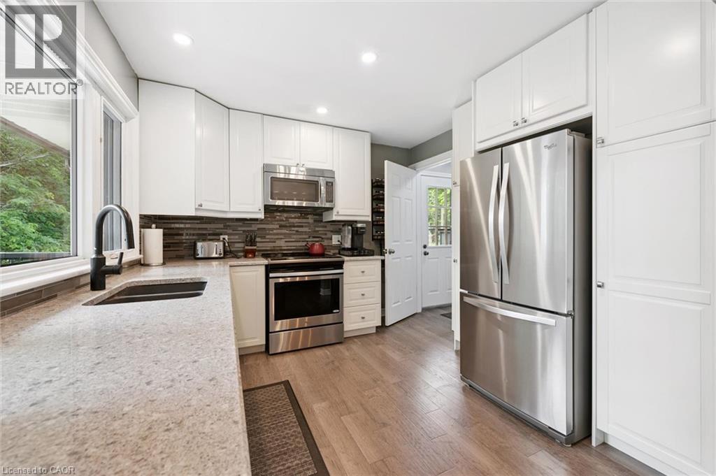 98 Stonybrook Drive, Kitchener, Ontario  N2M 4L7 - Photo 13 - 40846537