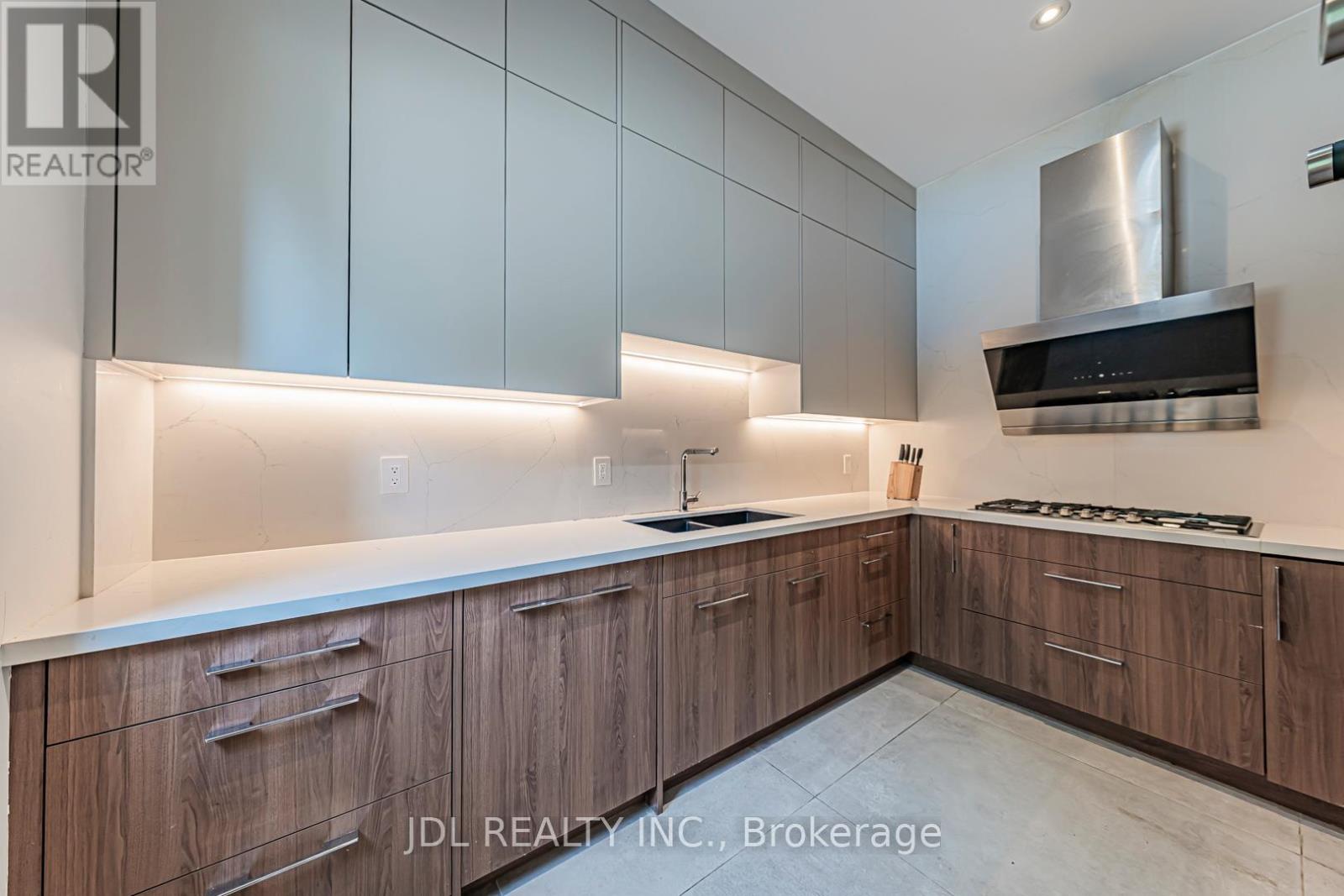 19 Fifeshire Road, Toronto, Ontario  M2L 2G4 - Photo 19 - C13540520