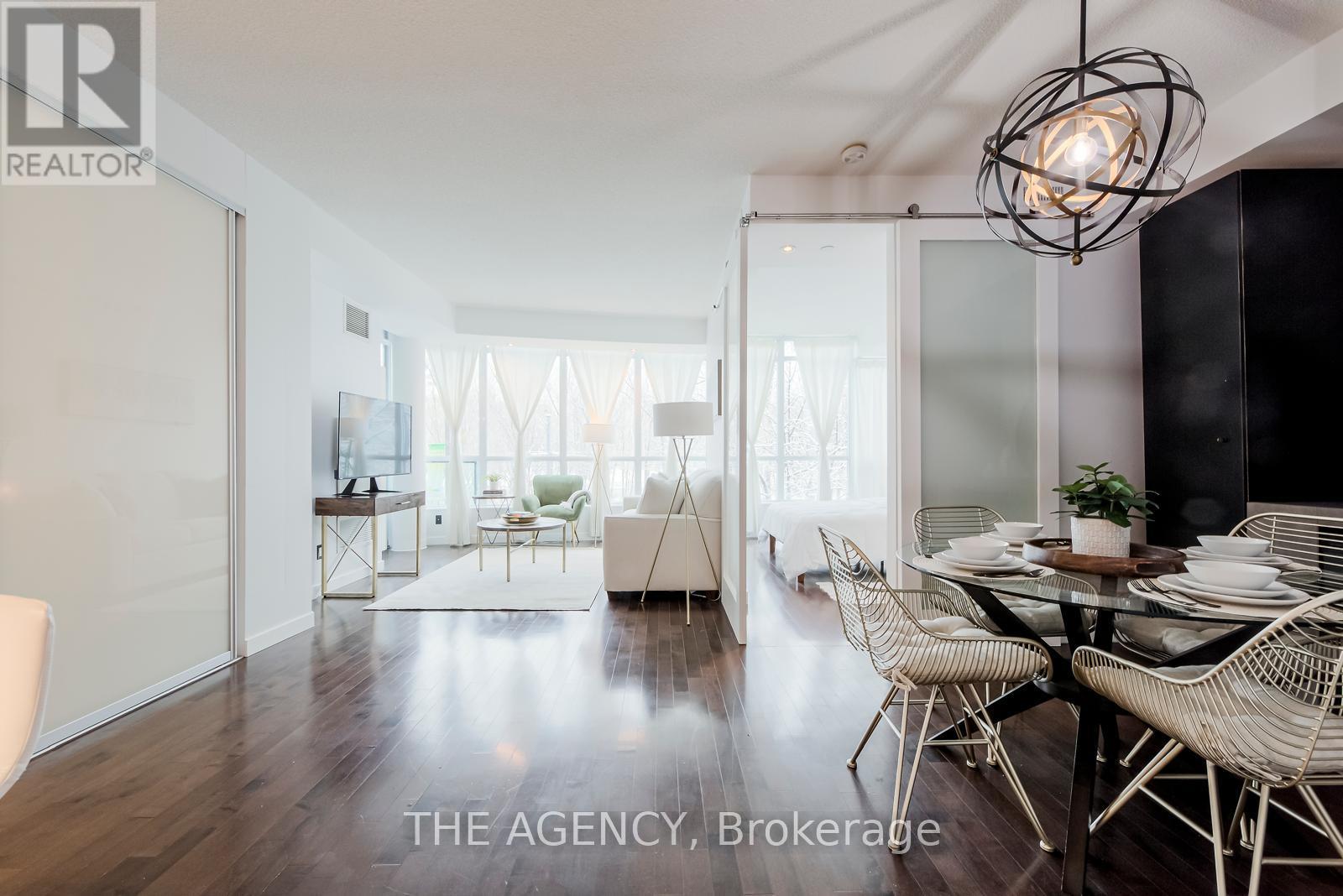 208 - 219 Fort York Boulevard, Toronto, Ontario M5V 1B1 - Photo 18 - C13540542