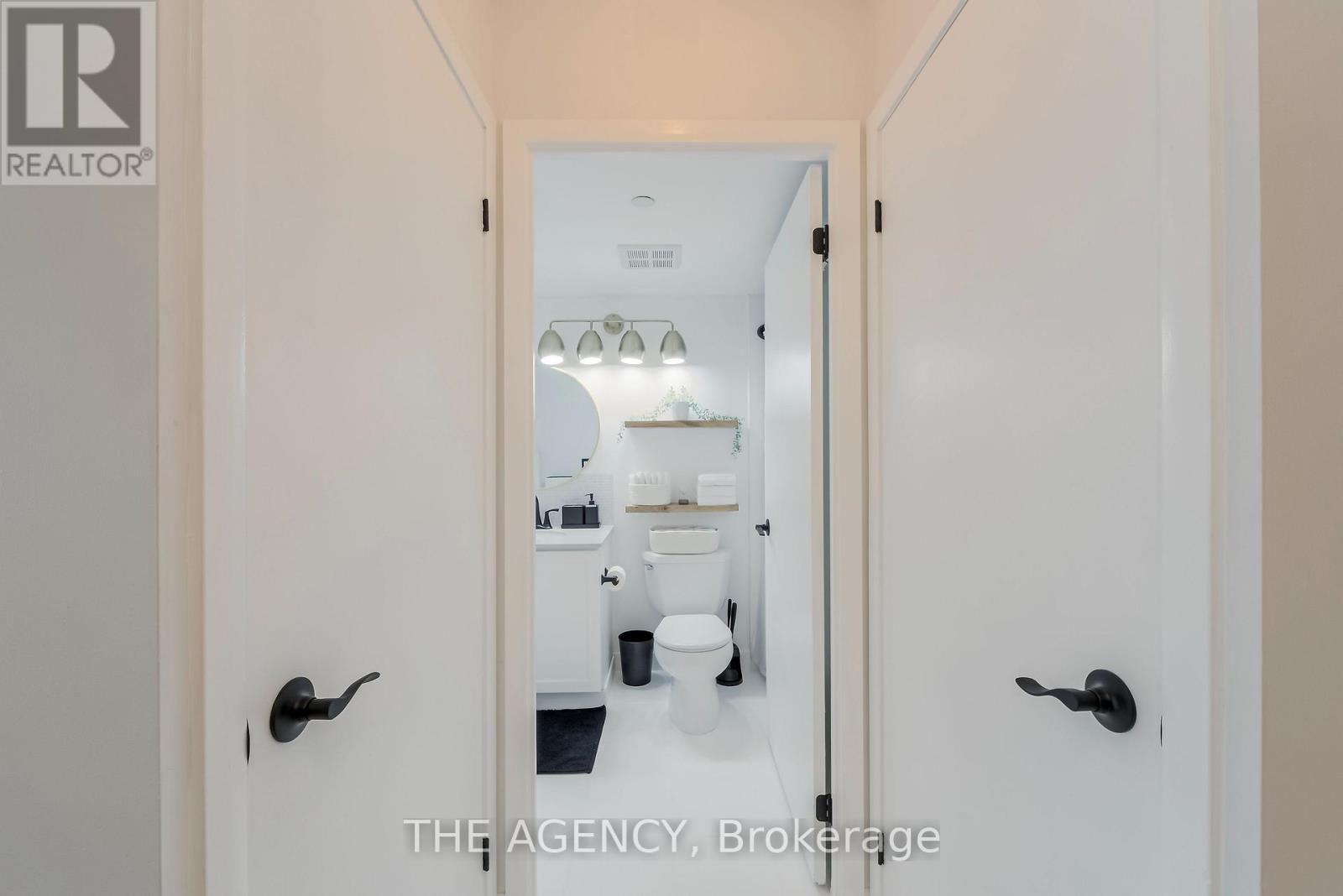 208 - 219 Fort York Boulevard, Toronto, Ontario M5V 1B1 - Photo 6 - C13540542