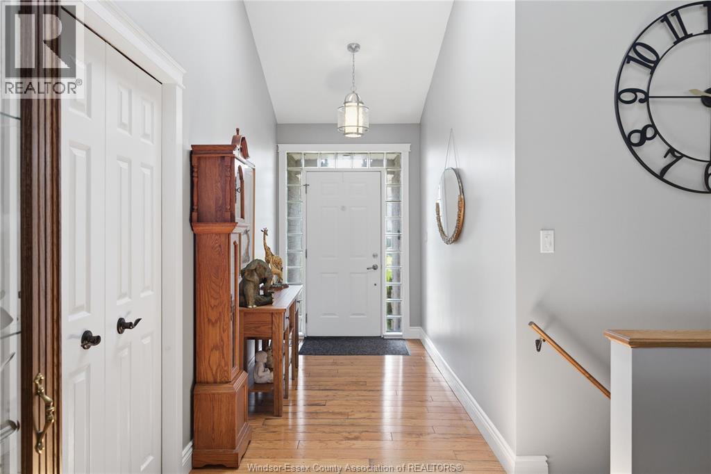66 Townsview Court, Essex, Ontario  N8M 3E3 - Photo 2 - 26016399