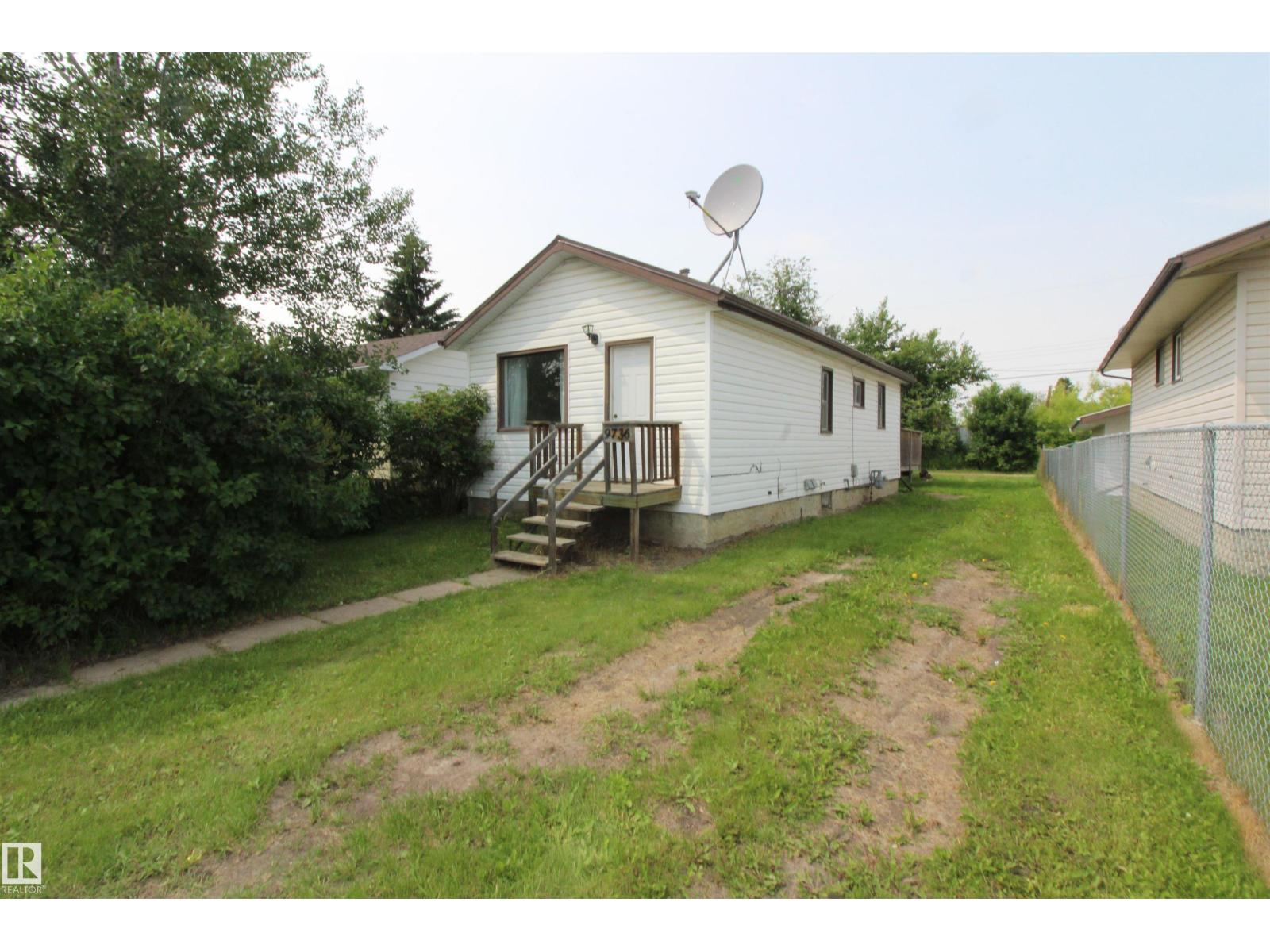 9736 107 St, Westlock, Alberta  T7P 1R5 - Photo 2 - E4497709