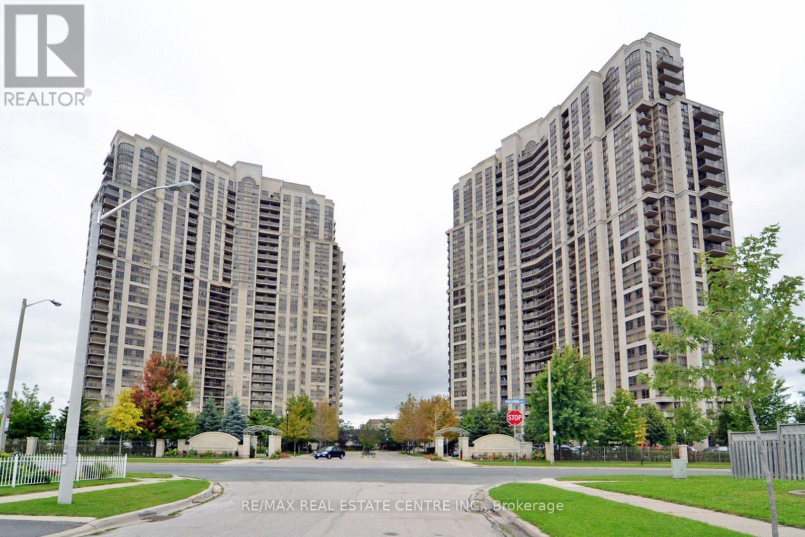 2624 - 700 HUMBERWOOD BOULEVARD, Toronto (West Humber-Clairville)