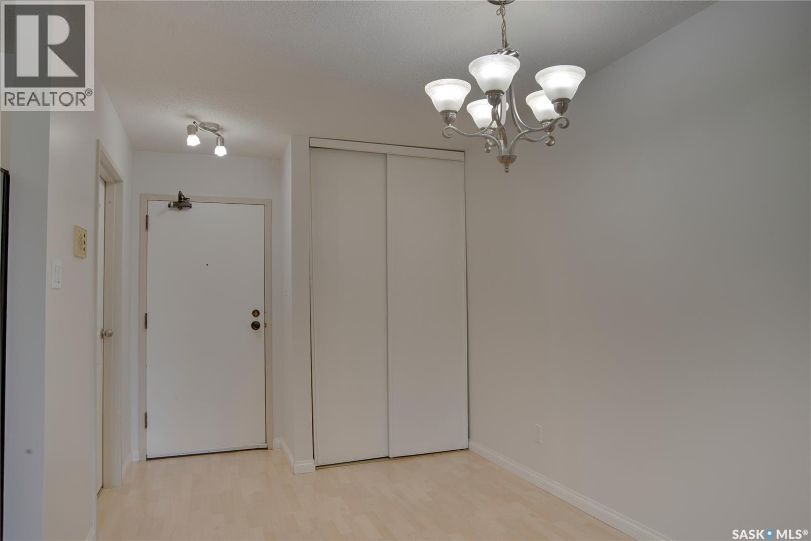 206 730a Heritage Lane, Saskatoon, Saskatchewan  S7H 5M6 - Photo 3 - SK041987